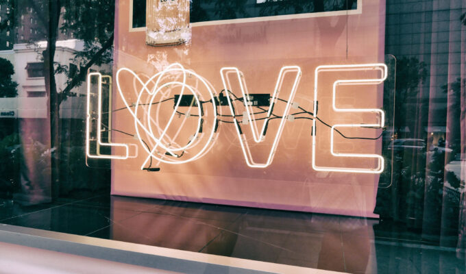 love neon letters